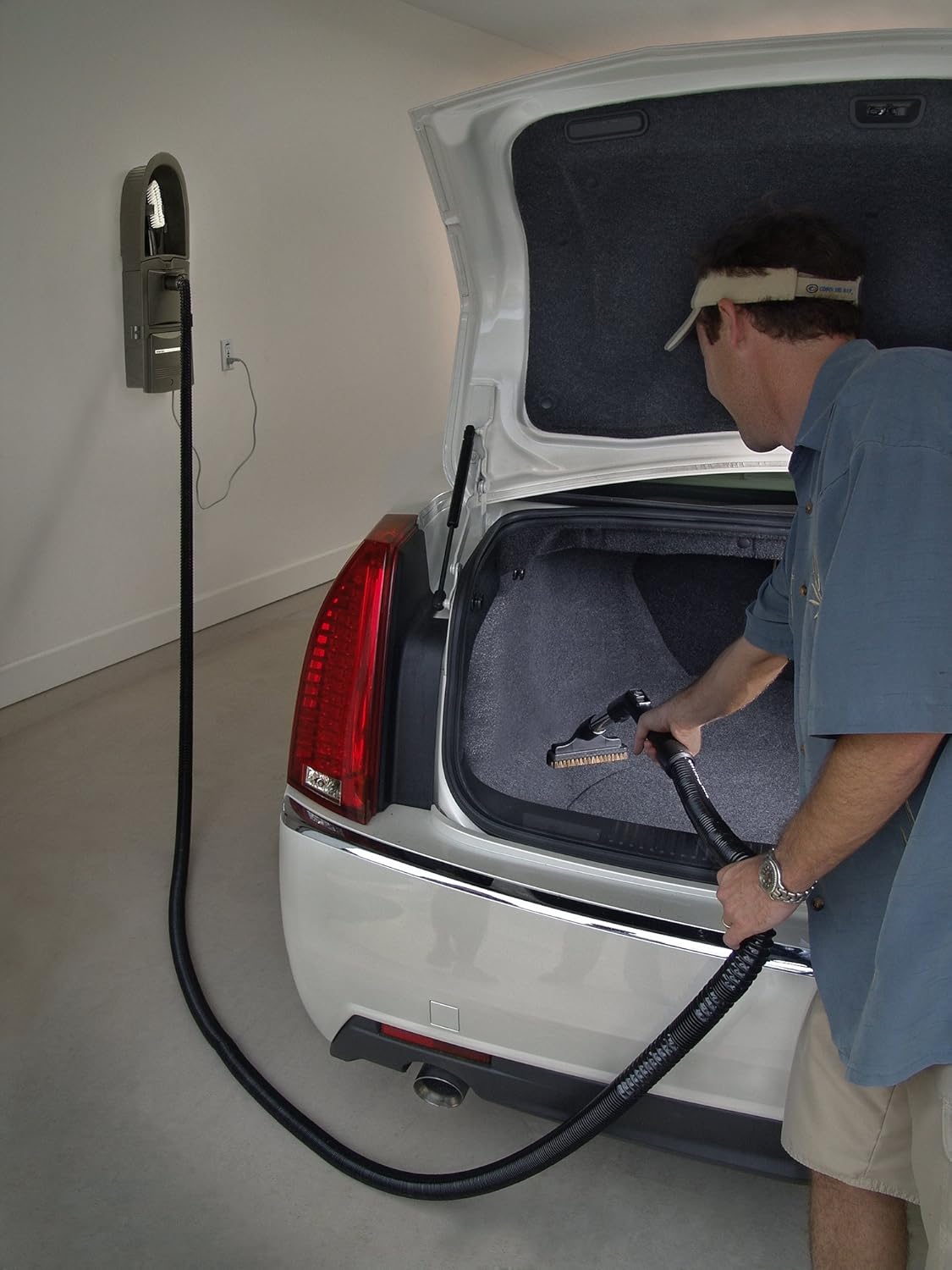 Intervac GarageVac Wall Mounted Garage Vacuum - Thumbnail 4